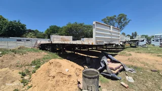 Clearance sale for Superlink flat deck trailers