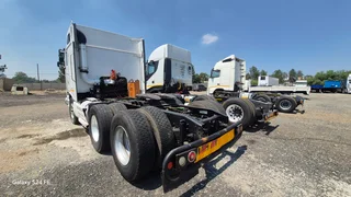 High roof Volvo v3 Truck