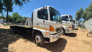 End of year sale Hino rollback truck