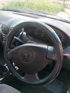 NISSAN NP 200 WITH CANOPY