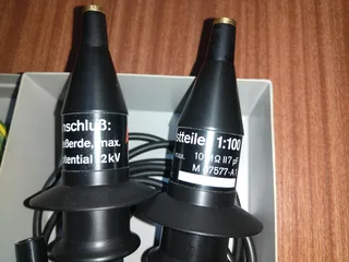 High voltage oscilloscope