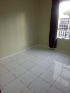 An apartment to share