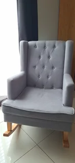 George and mason Convertible rocking chair