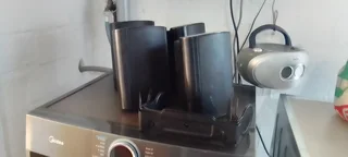 Amp, - Ad posted by Minka Govaars