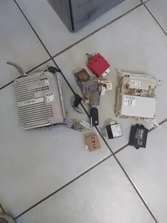 2020 Hilux Gd6 2.8 auto full lockset