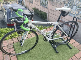 2019 TREK LEXA Women&#39;s Specific Design Road Bike