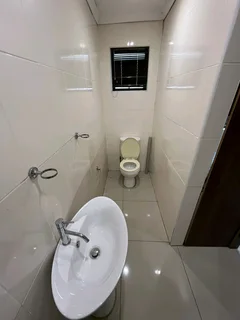 7 bed House fo Sale Beautful Home.modern finishes.