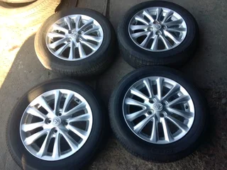 Toyota Etios Rim 15 Inch With Tyres