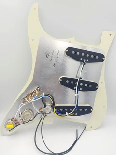 Prewired Pickguard Loaded with Alnico 5 Single Coil Pickups – Mint Green