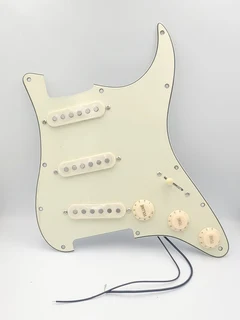 Prewired Pickguard Loaded with Alnico 5 Single Coil Pickups – Mint Green