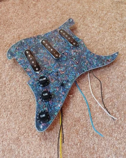 S/S/S Abalone Pearl 3ply Strat Style Pickguard