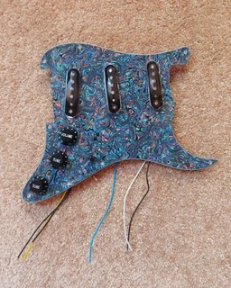 S/S/S Abalone Pearl 3ply Strat Style Pickguard