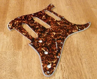 /S/S Vintage Tortoise Shell 3ply Strat Style Pickguard