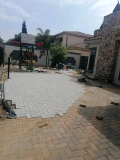 Pool installation and paving cheap prizes
