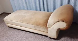 Chaise Lounge