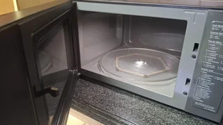 LG Smart Diagnosis technology Black mirror finish microwave