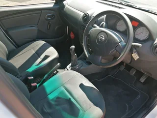 2018 Nissan Np200 1.6i