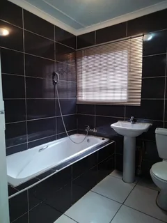 2 Bedroom  house to let in vosl