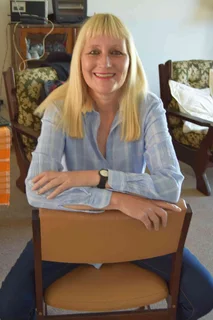 HOUSE SITTER AND PET SITTER AVAILABLE IN GREYTON