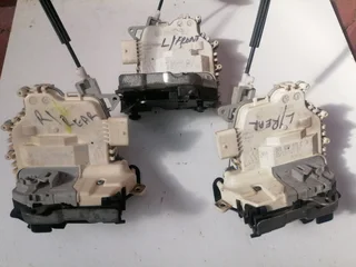 audi a4 b8 door locks