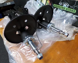 1992-98 Toyota Camry - Set of Rear Shocks