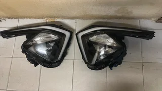 Kia Sportage headlights left&right