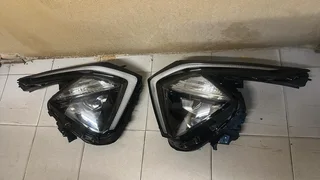 Kia Sportage headlights left&amp;right