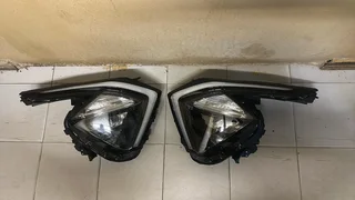 Kia Sportage headlights left&amp;right
