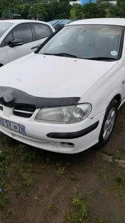 Nissan Almera 2002