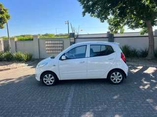 2017 Hyundai i10 GLS