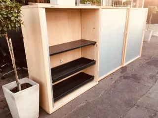 ROLLER CABIENTS  FNB  X40