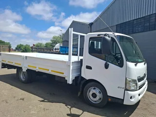 Hino 914 4ton truck