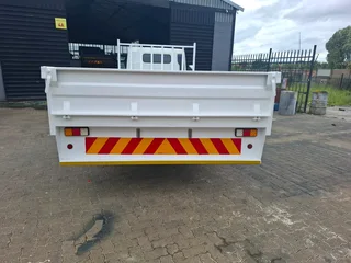 Fuso 7-136 4ton Truck