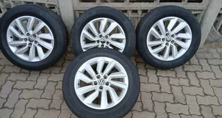 205/60/16 - Ad posted by Ivyn Nkosi