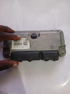 Vw Polo Vivo Ecu Computer Box 03c906014fk