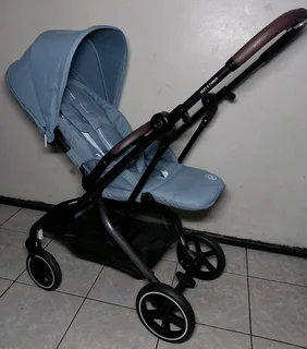 Cybex eezy twist plus 2