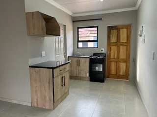 1 &amp; 2 Bedroom Apartment in Midrand from R4500.00 (Brand New) 0790190296/0738916724/ 0740738332