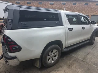 Aluminum and Stainless Steel Canopies For Double Cabs