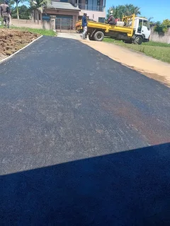 Tar driveways
