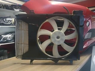 2011 Toyota Yaris Radiator Fan For Sale