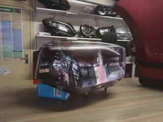 2013 MAHINDRA SCORPIO HEADLIGHT RIGHTSIDE AVAILABLE FOR SALE