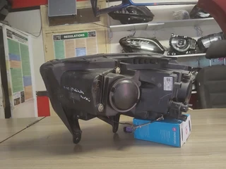 2013 MAHINDRA SCORPIO HEADLIGHT RIGHTSIDE AVAILABLE FOR SALE