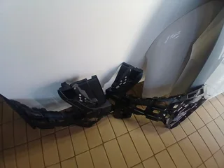 2023 Mercerdes-benz Vito W447 Front Bumper Brackets Left And Right