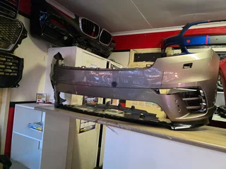 2020 Range Rover Velar Front Bumper With Lower Spoiler