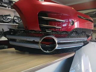 2015-2018 C CLASS W205 MAIN GRILL FOR SALE