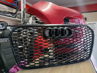 2015 Audi A7 S7 Main Grill For Sale (gloss Black)