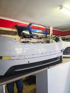 2020 RANGE ROVER VELAR FRONT BUMPER