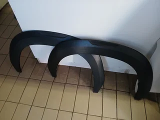 2021 NISSAN MAGNITE FRONT RIGHT WHEEL ARCH LEFT AND RIGHT FOR SALE IN PRISTINE CONDITION