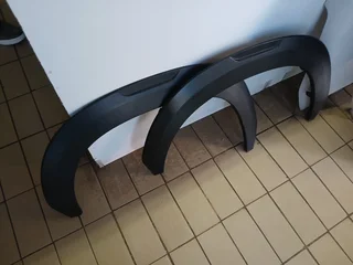 2021 NISSAN MAGNITE FRONT RIGHT WHEEL ARCH LEFT AND RIGHT FOR SALE IN PRISTINE CONDITION