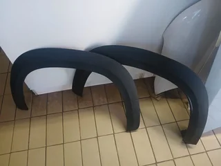 2023 (renault) Kiger Wheel arch Left And Right (front)